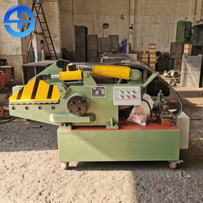 63 forza della forza 10T Hoding della macchina di Ton Hydraulic Alligator Metal Shearing